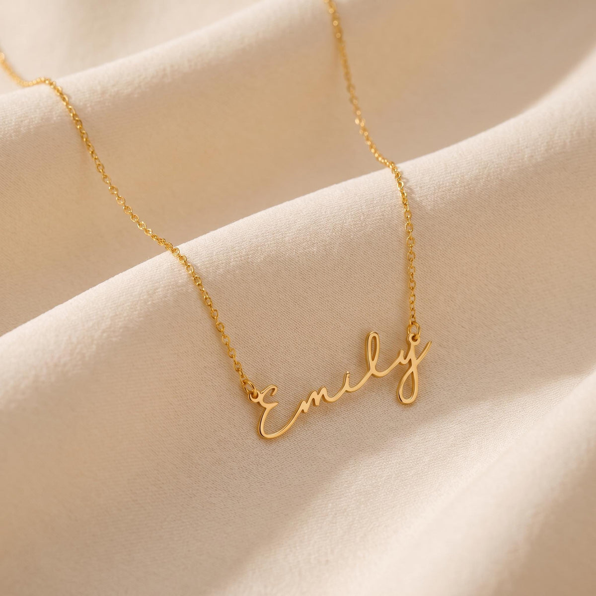 Personalized Nameplate Necklace Minimalist Cursive Pendant