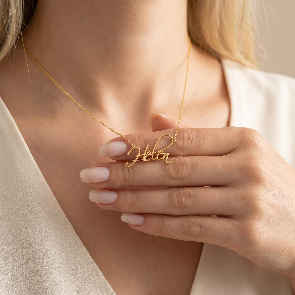Personalisierte Namenskette für Mama, personalisierter Layering-Schmuck, minimalistischer Schriftzug-Anhänger